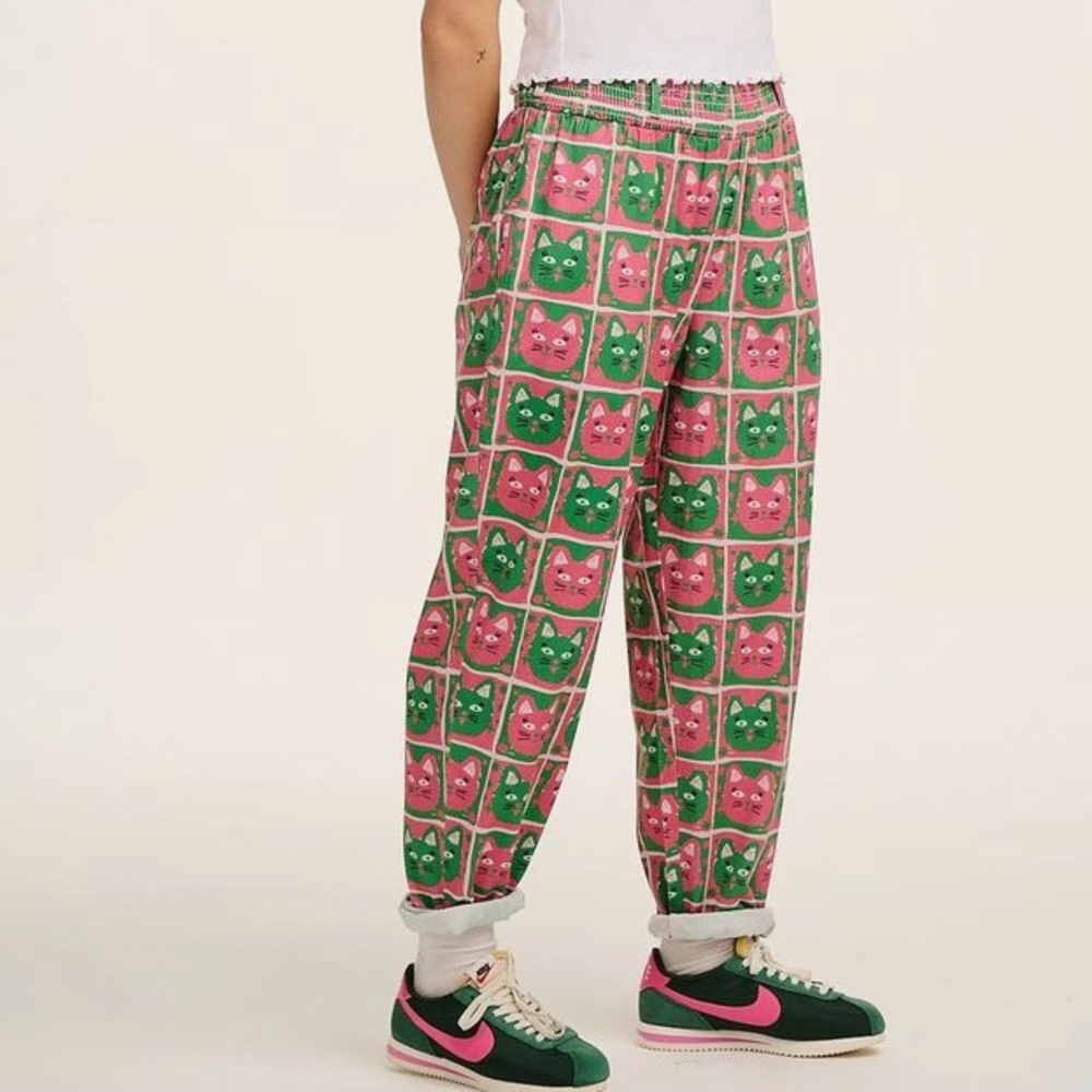 *For trade!* Alexa Trousers in Cat Print